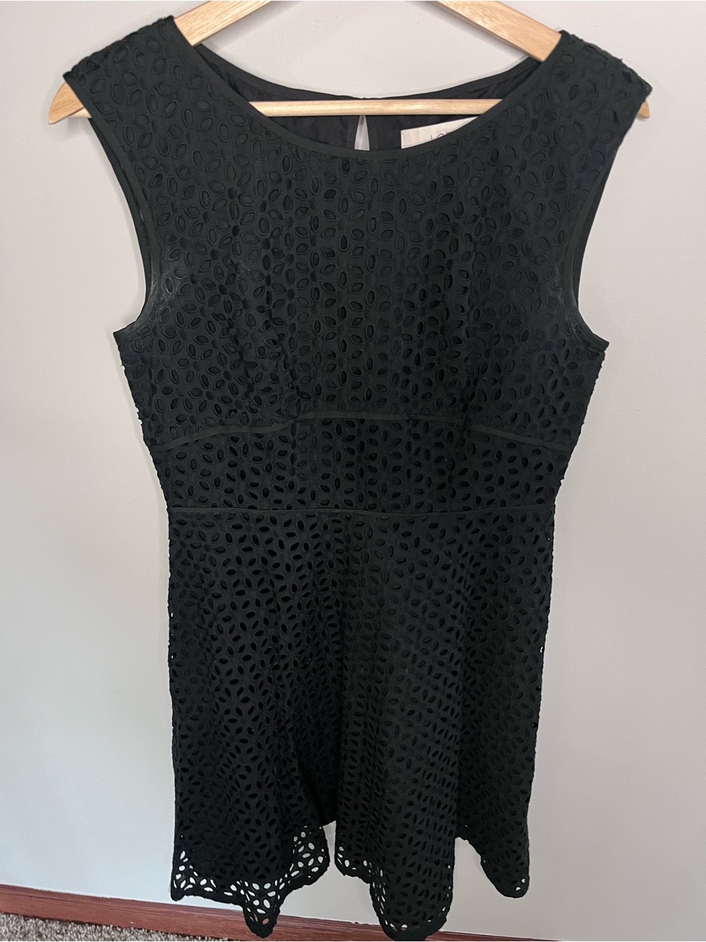 Ann Taylor Loft Black Eyelet Lace Fit and Flare Dress Sleeveless Scalloped Hem 4